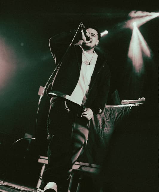 izzy t